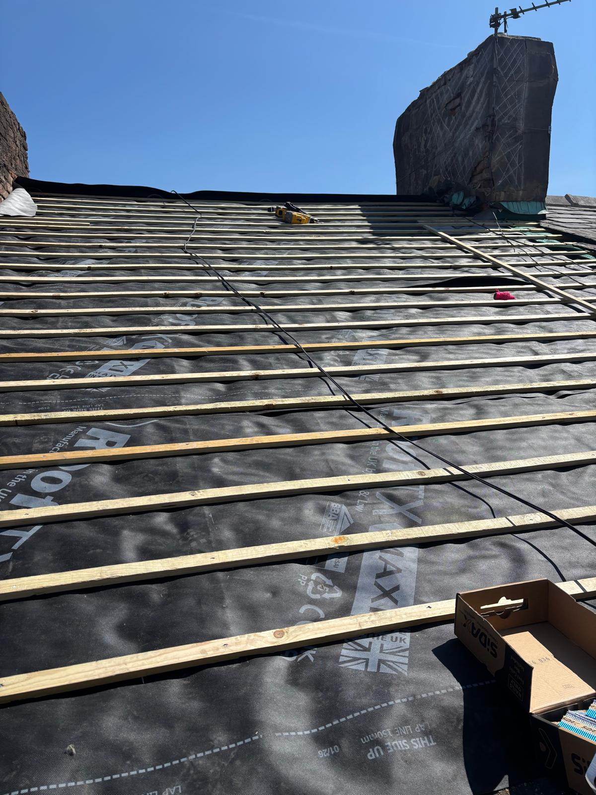 Roof rebatten and chimney