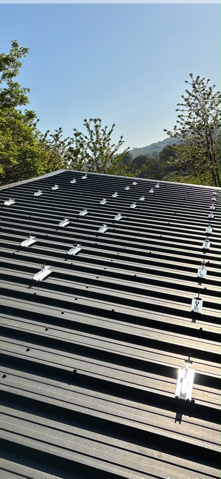 Solar mounting rails